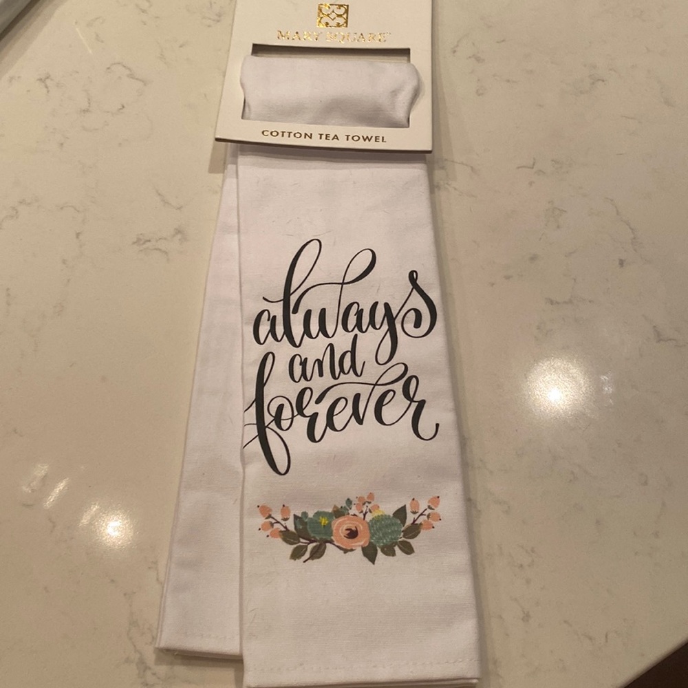 NWT Tea towel